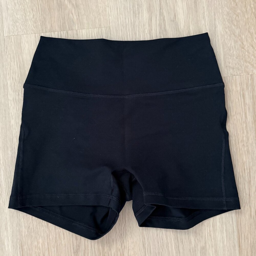 FLEO Ascend Short 3.25" - No Front Seam - Higher Rise